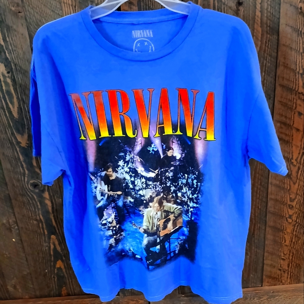 💙NIRVANA Blue T-Shirt with Vibrant Graphic*size S/M